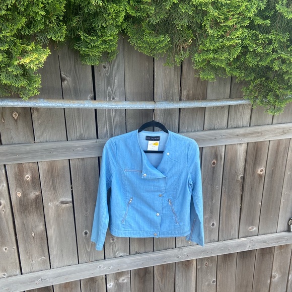 Shop the Trend: Demin Lightweight Outter Wear - Picture 1 of 5